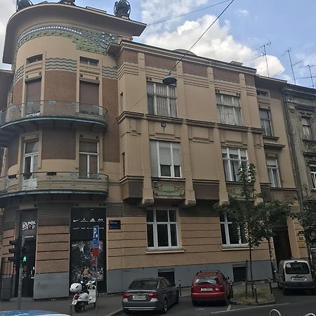 Loox Apartments Hatzova Загреб Екстериор снимка