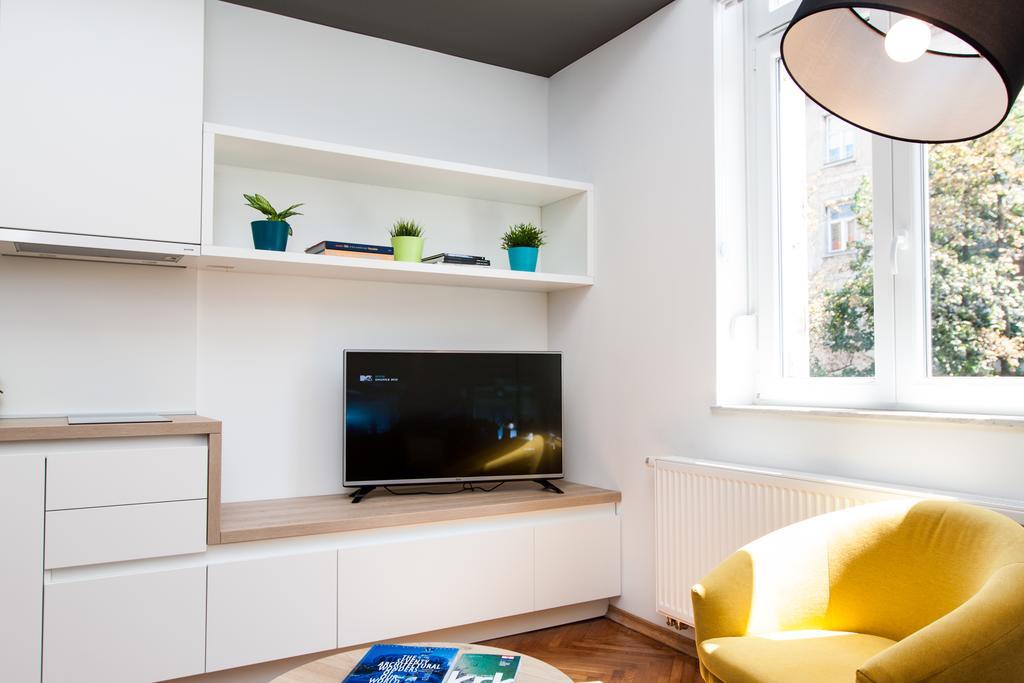 Loox Apartments Hatzova Загреб Екстериор снимка