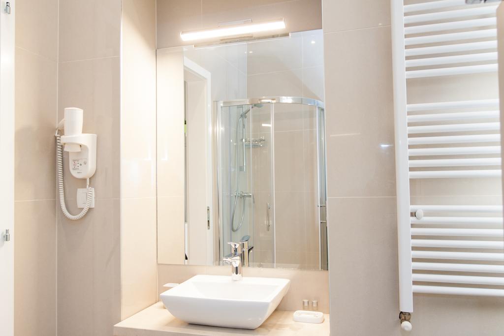 Loox Apartments Hatzova Загреб Екстериор снимка