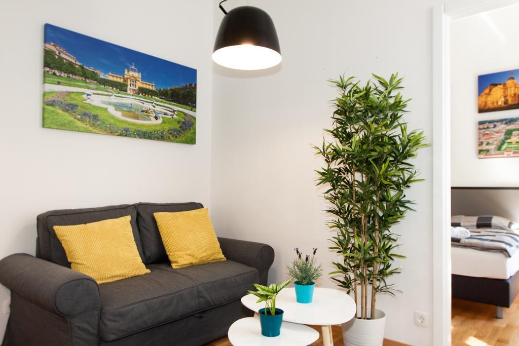Loox Apartments Hatzova Загреб Екстериор снимка