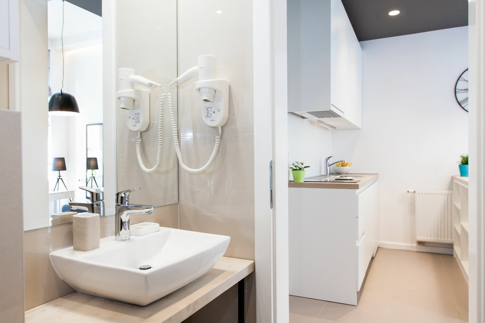 Loox Apartments Hatzova Загреб Екстериор снимка