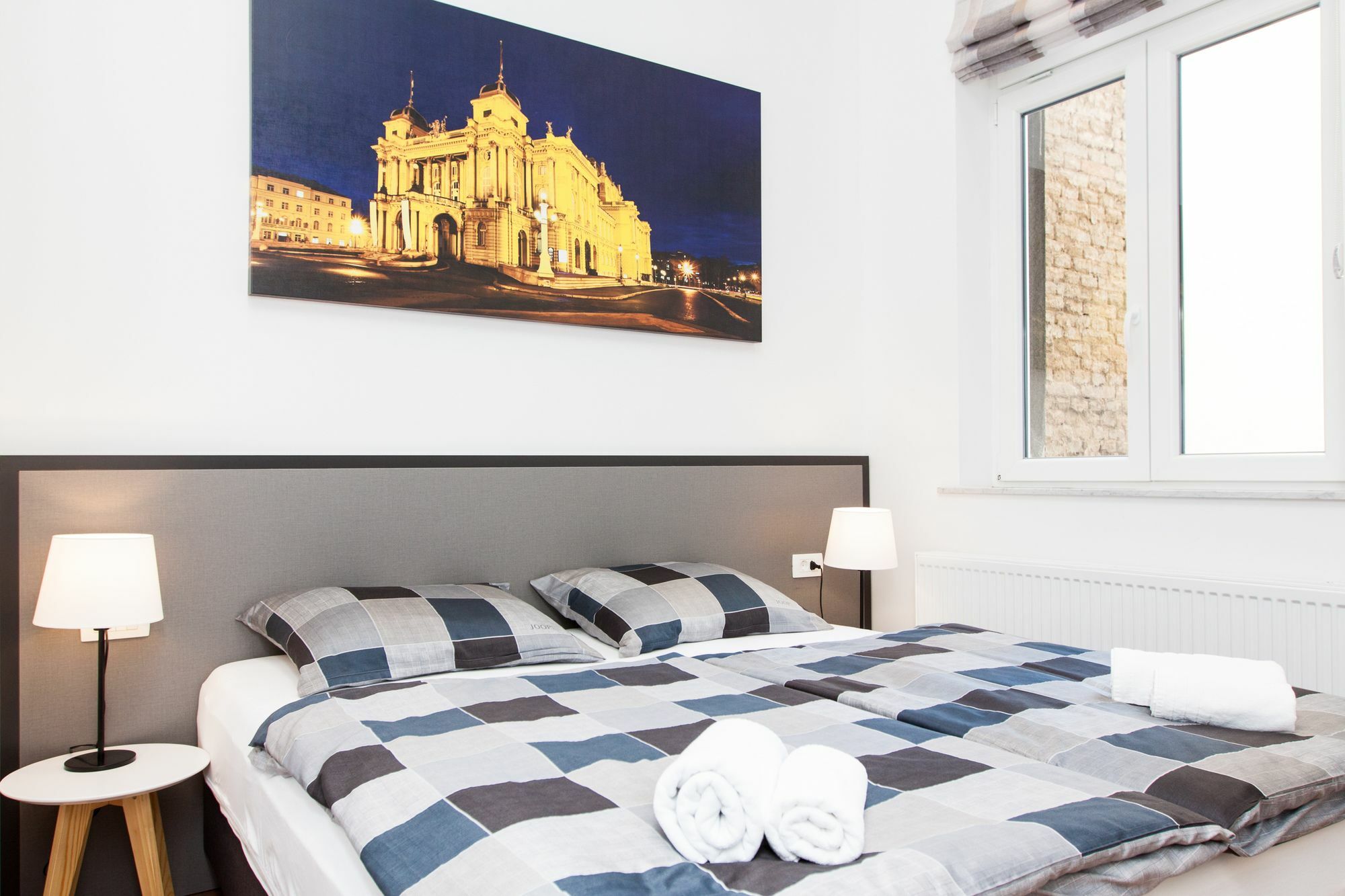 Loox Apartments Hatzova Загреб Екстериор снимка