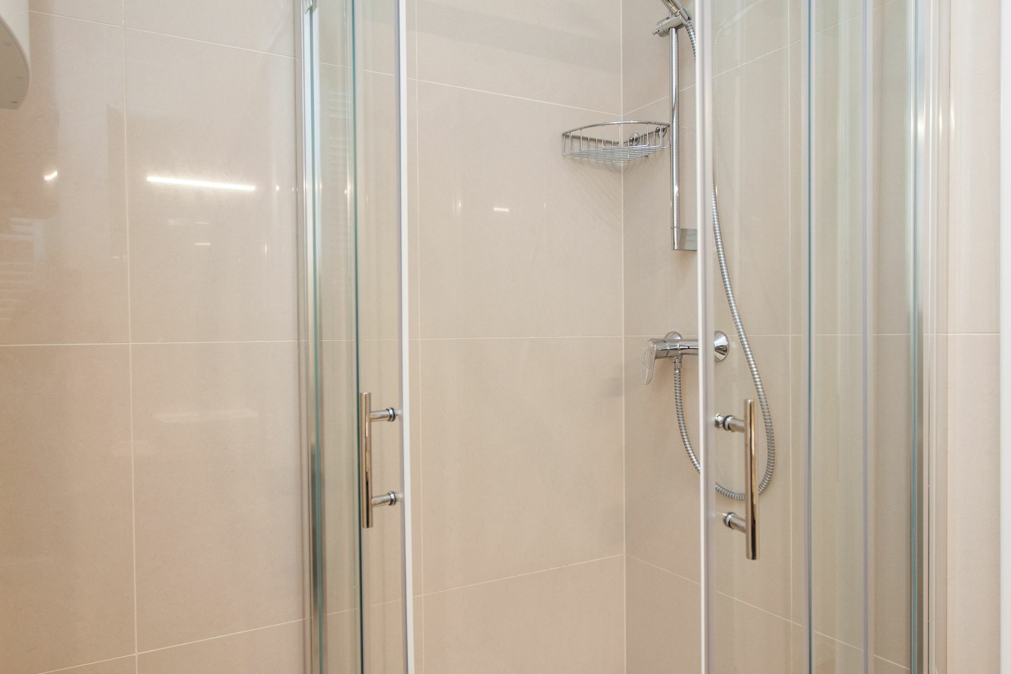 Loox Apartments Hatzova Загреб Екстериор снимка
